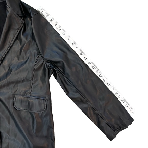 NWOT Black Faux Leather Jacket, Women’s Large - Picture 9 of 11